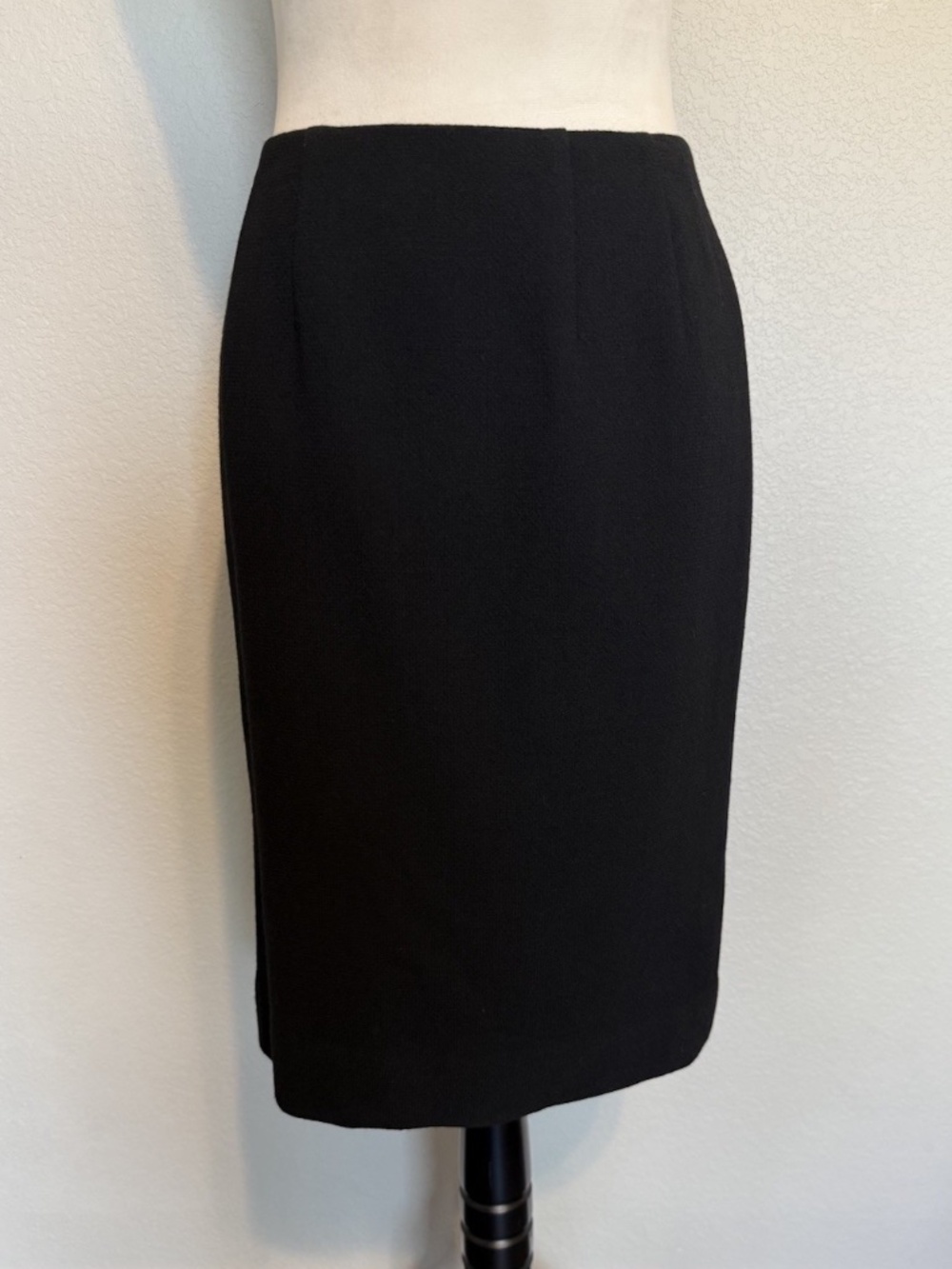 Carlisle Womens Size 2 Black Wool Pencil Skirt Fully Lined